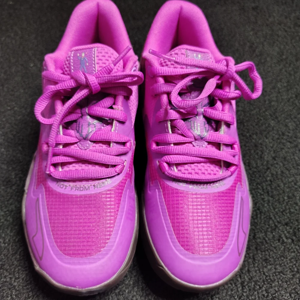 Puma MB.01 Lo Disco Purple Men’s Size 6 Lamelo Ball Melo Basketball Shoes New